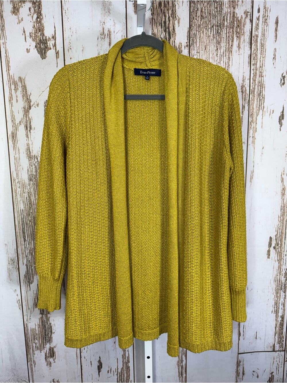 Evan-Picone, Mustard Yellow Knit Cardigan. Size Small. In excellent condition!
